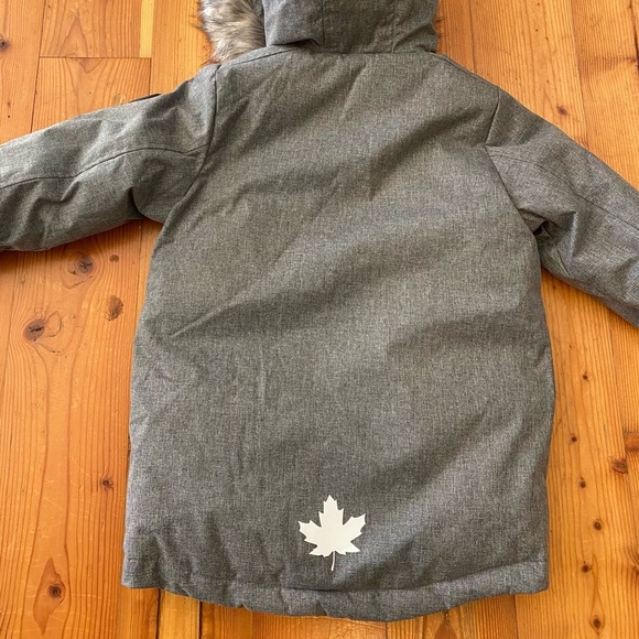 ❄️ Gray Parka Canadiana - Picture 11 of 14
